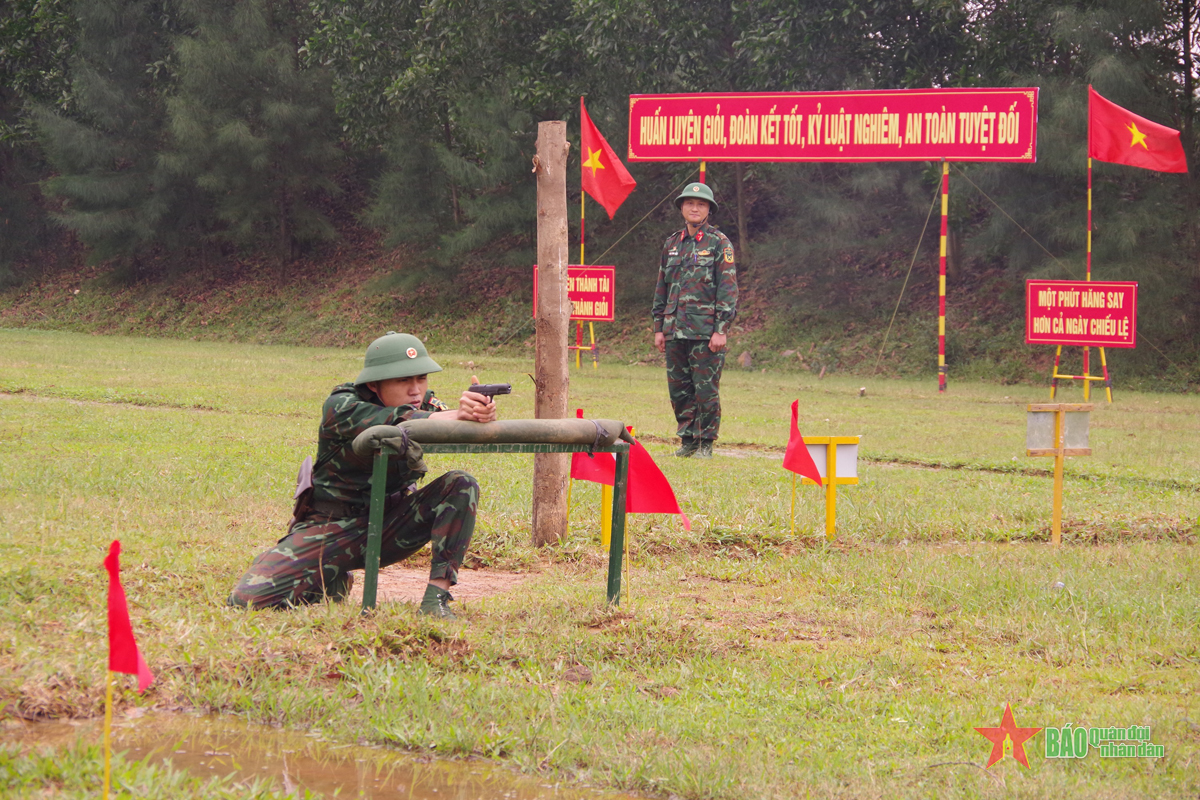 Sư đoàn 968 (Quân khu 4) tập huấn cán bộ nhiều nội dung mới, thiết thực, sát với yêu cầu nhiệm vụ đặt ra